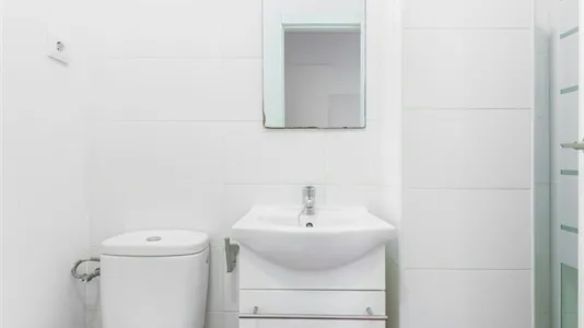 Rooms in Valencia L'Eixample - photo 7