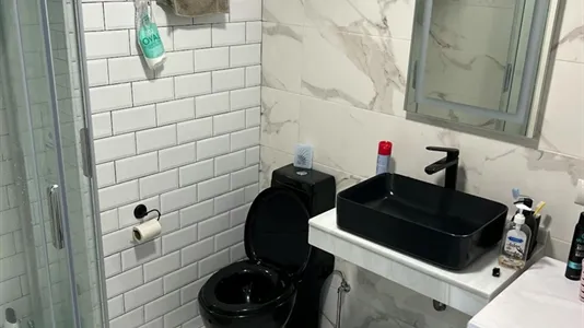 Rooms in Málaga - photo 6