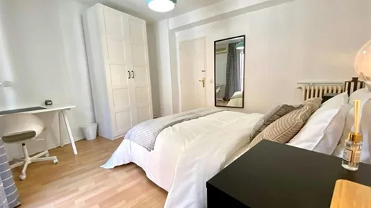 Rooms in Madrid Tetuán - photo 9