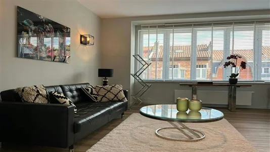 Apartments in Brussels Sint-Pieters-Woluwe - photo 1