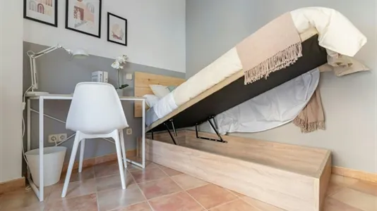 Rooms in Madrid Tetuán - photo 10