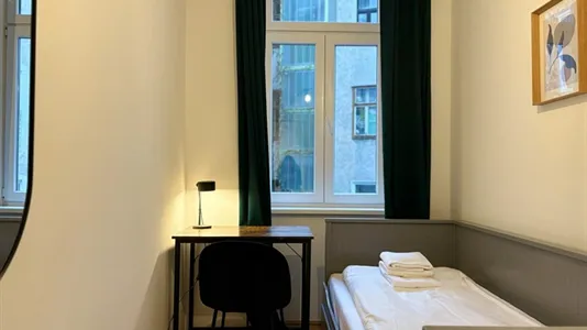 Rooms in Vienna Brigittenau - photo 2