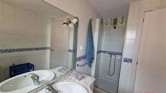 Rooms in Bami - photo 3