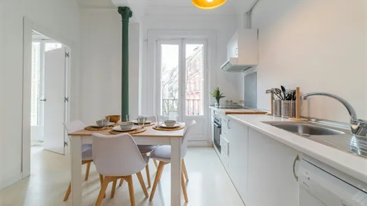 Rooms in Madrid Centro - photo 4