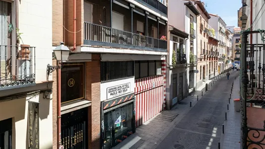 Rooms in Madrid Centro - photo 7