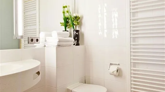 Apartments in Berlin Charlottenburg-Wilmersdorf - photo 6