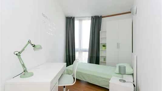 Rooms in Milano Zona 7 - Baggio, De Angeli, San Siro - photo 1