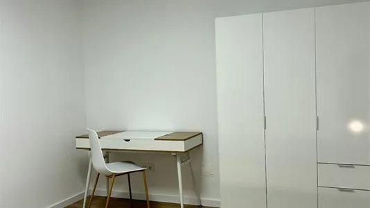 Rooms in Aveiro - photo 2