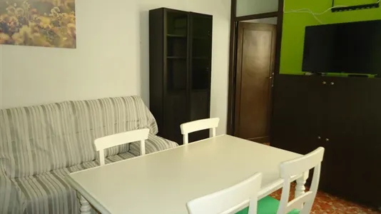 Rooms in Córdoba - photo 6