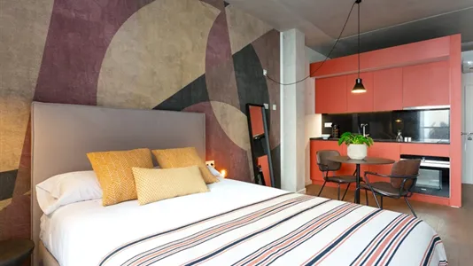 Apartments in Barcelona Eixample - photo 5