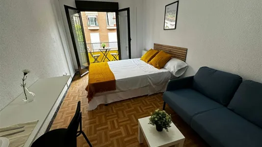 Rooms in Madrid Carabanchel - photo 7