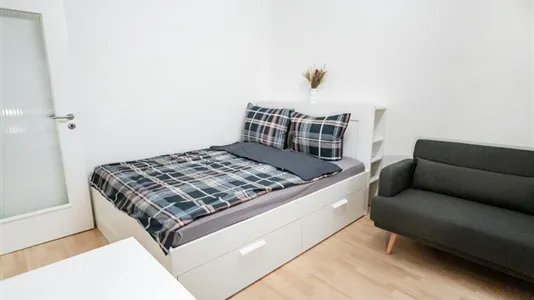 Apartments in Cologne Innenstadt - photo 2