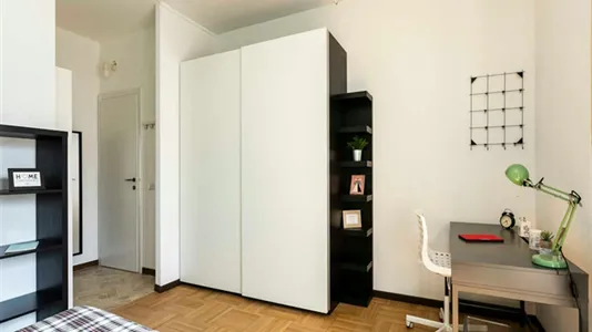 Rooms in Milano Zona 2 - Stazione Centrale, Gorla, Turro, Greco, Crescenzago - photo 6
