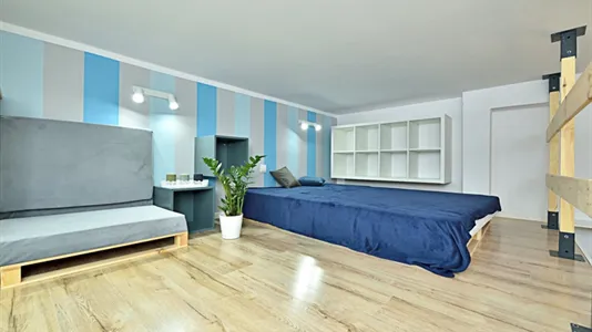 Apartments in Łódź - photo 9