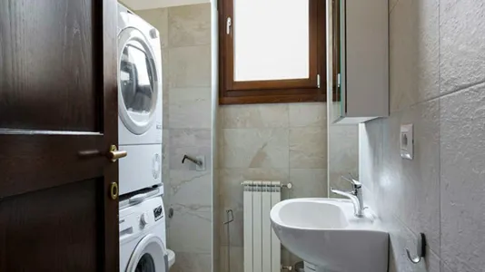 Rooms in Milano Zona 1 - Centro storico - photo 4