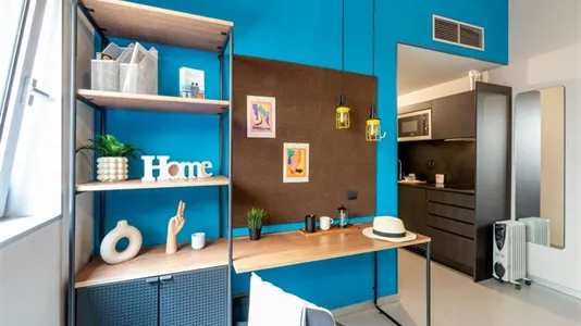Apartments in Barcelona Sants-Montjuïc - photo 3