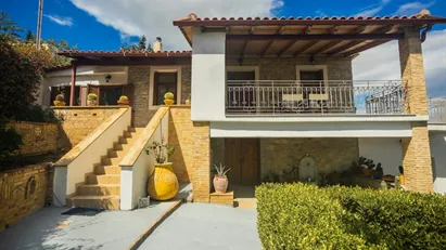 House for rent in Livadeia, Central Greece