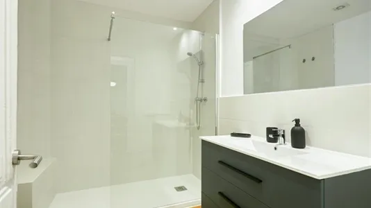 Apartments in Barcelona Ciutat Vella - photo 9