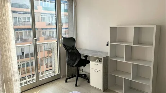 Rooms in Saint-Julien-en-Genevois - photo 4