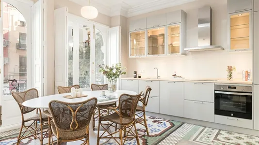 Apartments in Valencia Ciutat Vella - photo 6