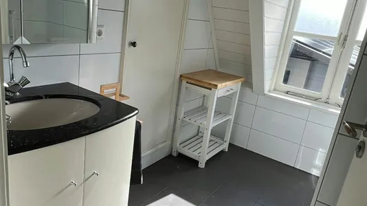 Houses in Alphen aan den Rijn - photo 9