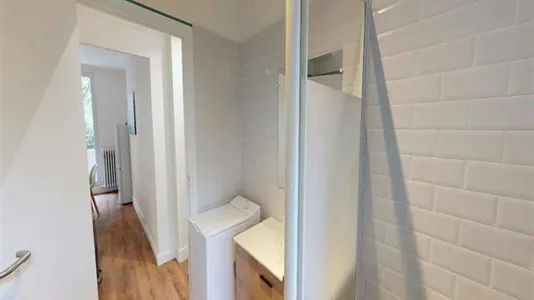 Rooms in Paris 17ème arrondissement - photo 9