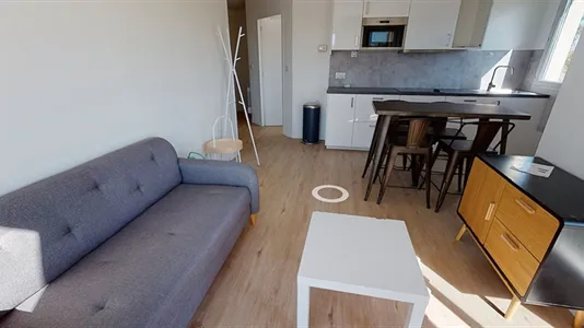 Rooms in Lyon - photo 9