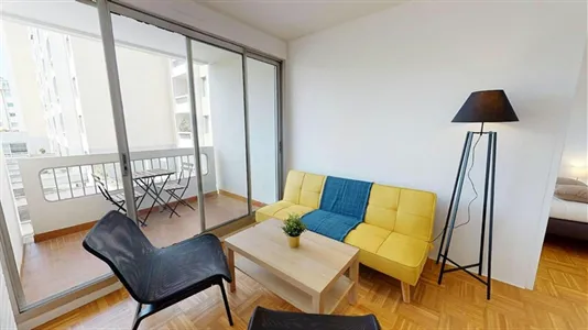 Rooms in Lyon - photo 4