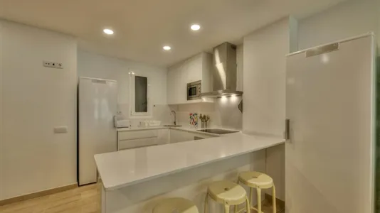 Rooms in Barcelona Sarrià-St. Gervasi - photo 9