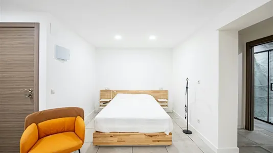 Rooms in Madrid Centro - photo 6