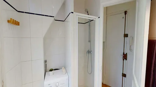 Rooms in Paris 17ème arrondissement - photo 9