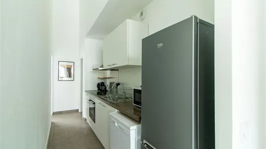 Rooms in Paris 19ème arrondissement - photo 7