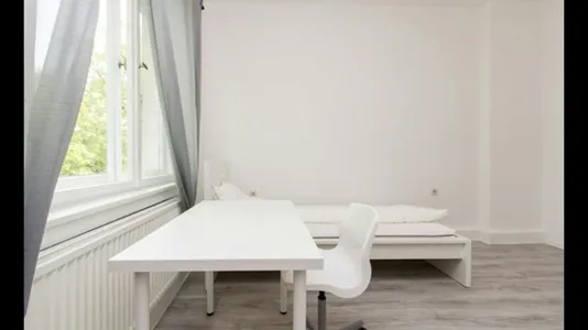 Rooms in Berlin Neukölln - photo 2