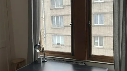 Rooms in Brussels Sint-Joost-ten-Node - photo 4