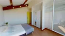 Room for rent, Lyon, Auvergne-Rhône-Alpes, &lt;span class=&quot;blurred street&quot; onclick=&quot;ProcessAdRequest(9420710)&quot;&gt;&lt;span class=&quot;hint&quot;&gt;See streetname&lt;/span&gt;[xxxxxxxxxxxxx]&lt;/span&gt;