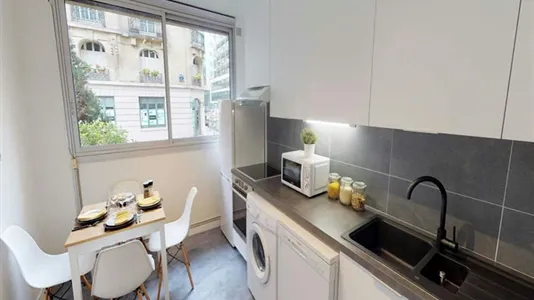 Rooms in Paris 15ème arrondissement - photo 6