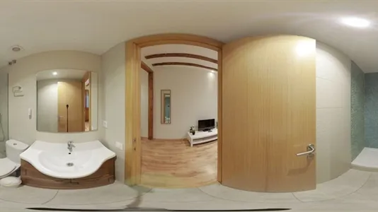 Apartments in Barcelona Ciutat Vella - photo 5