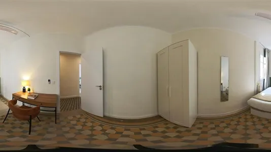 Rooms in Madrid Chamberí - photo 2