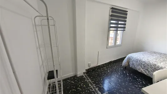 Rooms in Tavernes Blanques - photo 2