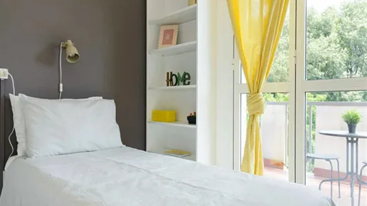 Rooms in Milano Zona 8 - Fiera, Gallaratese, Quarto Oggiaro - photo 2