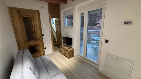 Apartments in León - photo 8