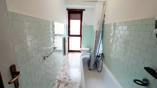 Rooms in Cologno Monzese - photo 8