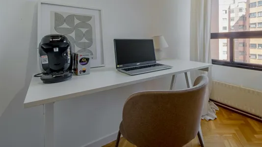 Rooms in Madrid Retiro - photo 5