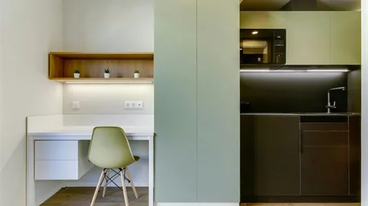 Rooms in L'Hospitalet de Llobregat - photo 10