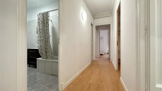 Rooms in Barcelona Ciutat Vella - photo 4