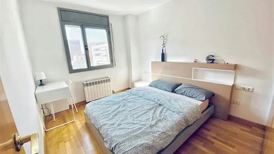 Rooms in L'Hospitalet de Llobregat - photo 1