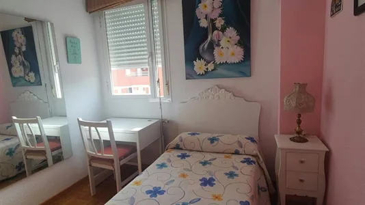 Rooms in Madrid Usera - photo 1