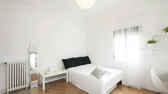 Rooms in Madrid Centro - photo 2