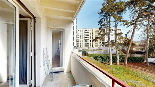 Rooms in Saint-Julien-en-Genevois - photo 9