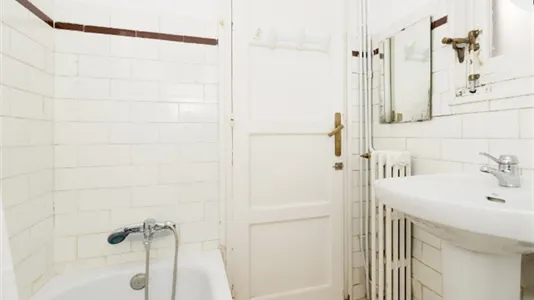 Rooms in Madrid Salamanca - photo 4